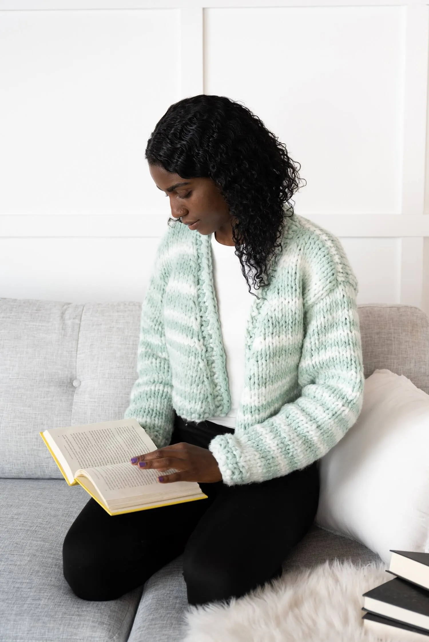 Cropped Cardigan (Knit)