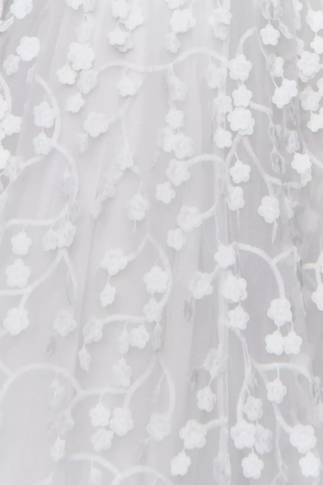 Dress 3009: Bhldn "3D Floral Vine" waist 30
