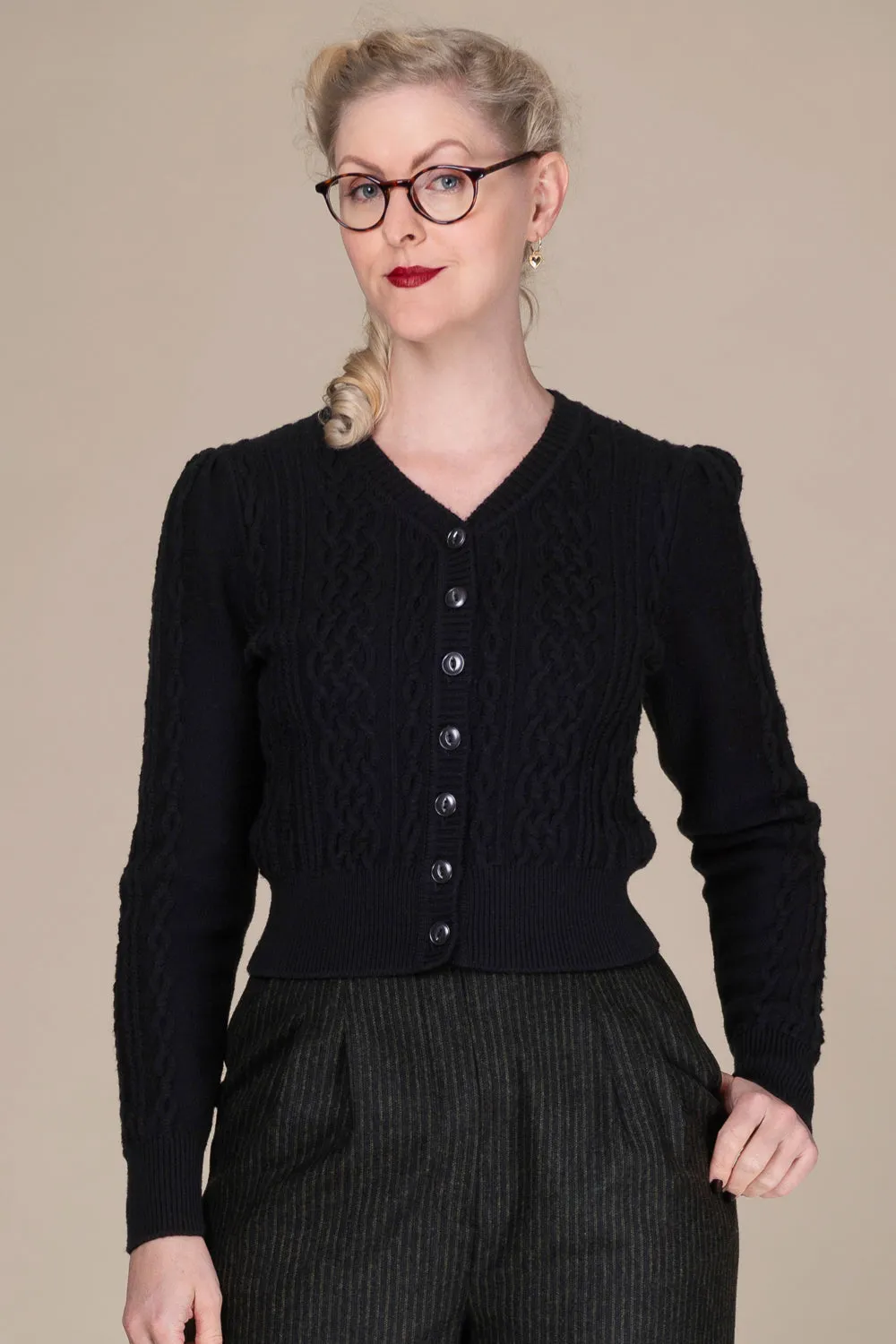 Emmy -The Ice Breaker cardigan black