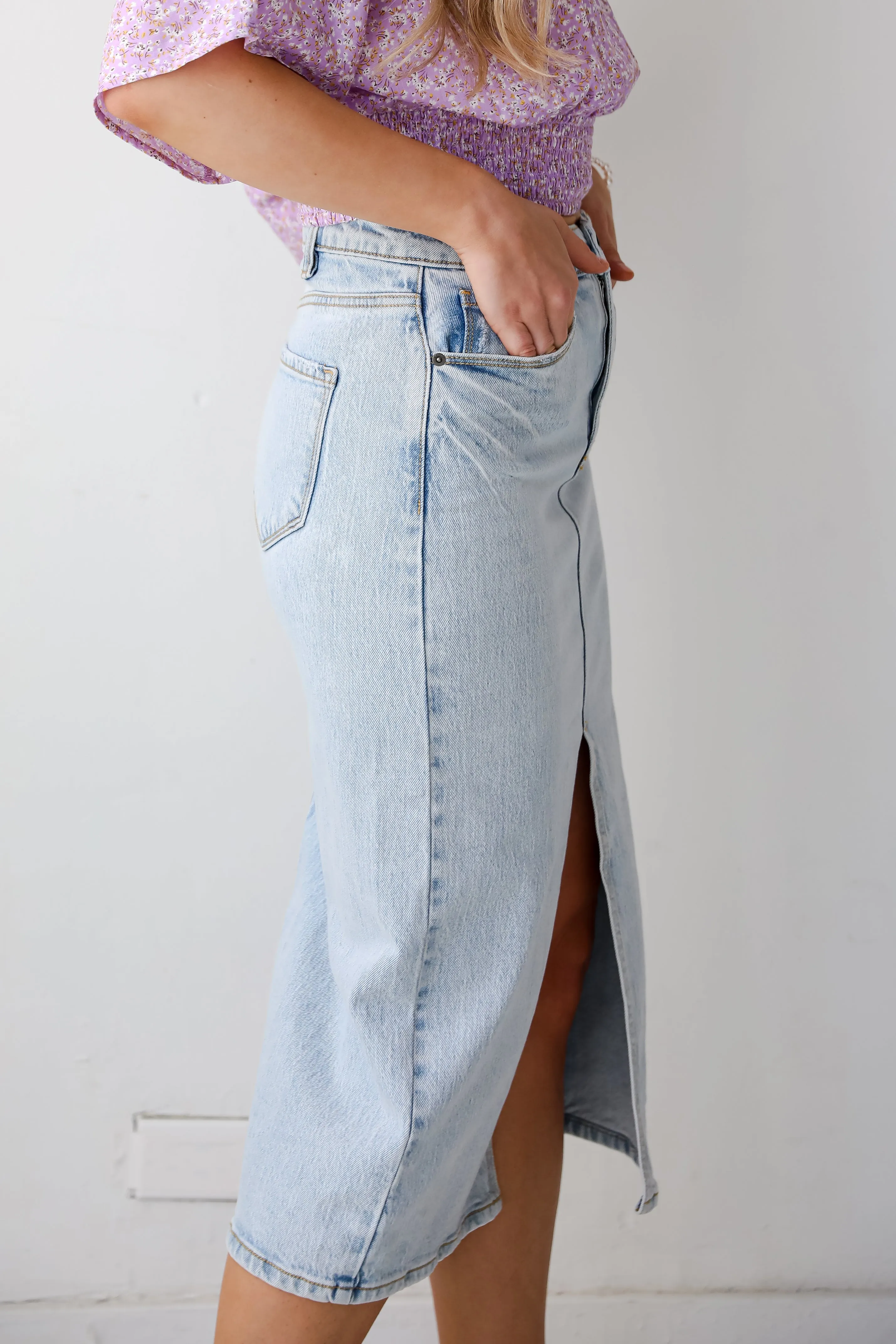FINAL SALE - Darling Trend Light Wash Denim Midi Skirt