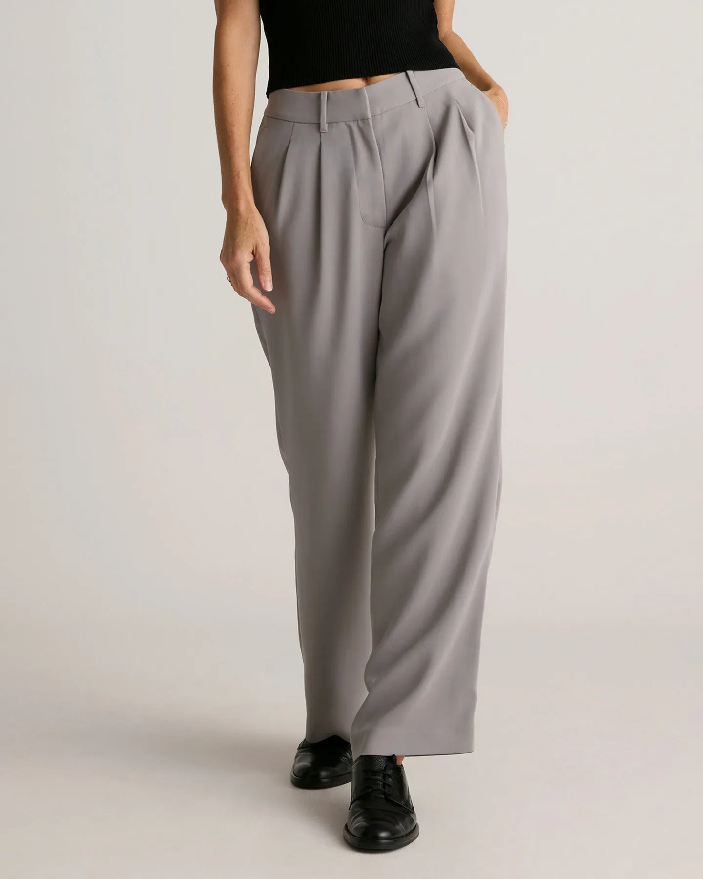 Stretch Crepe Pleated Wide Leg Pants