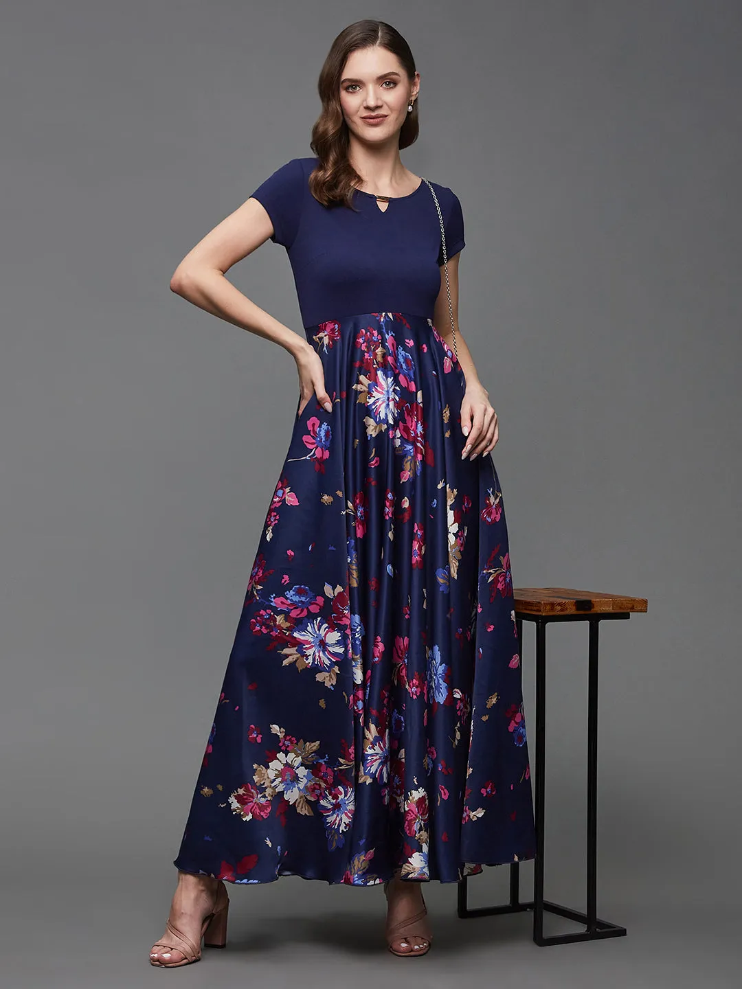 Women's Multicolored-Base-Navy Blue Keyhole Neck Short Sleeve Floral Polyester Fit & Flare Maxi Dress
