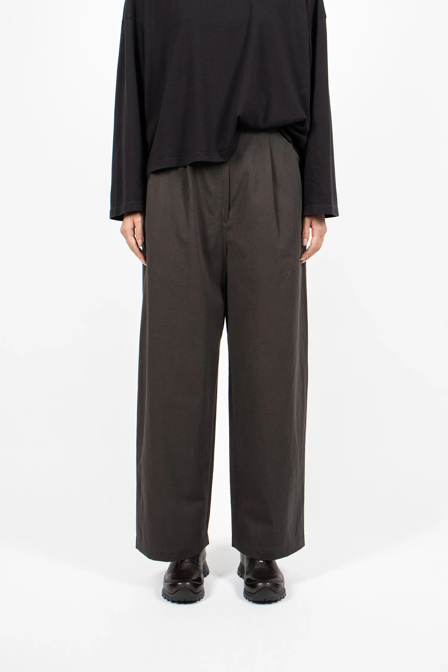 WSP20 Straight Trouser Dark Grey