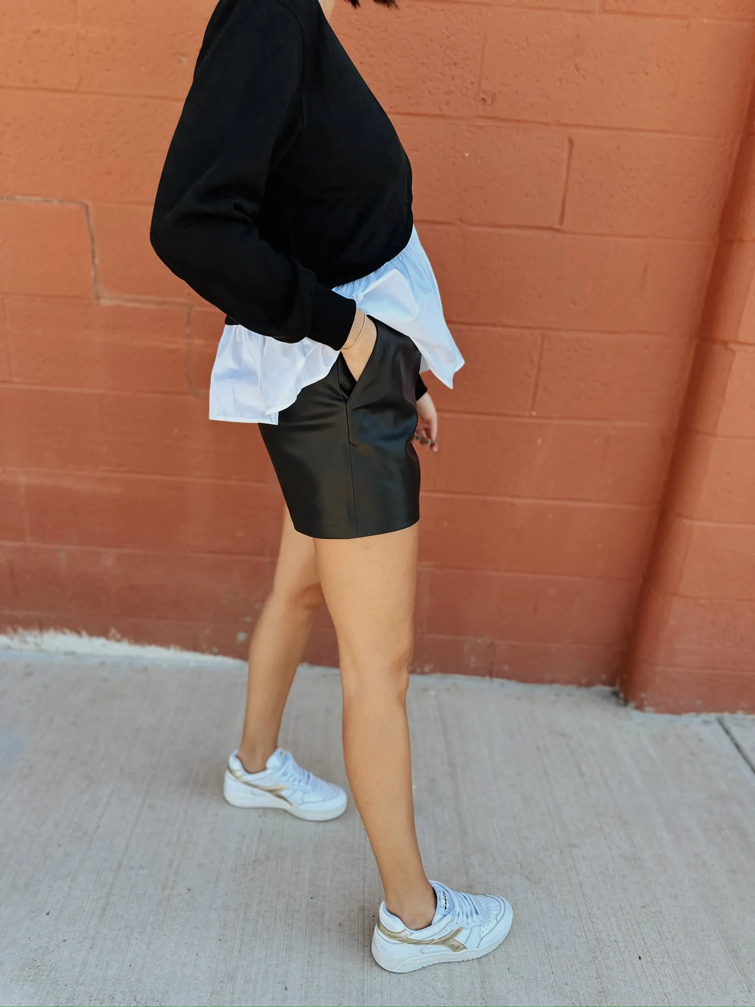 Z Supply Tia Faux Leather Short | Black